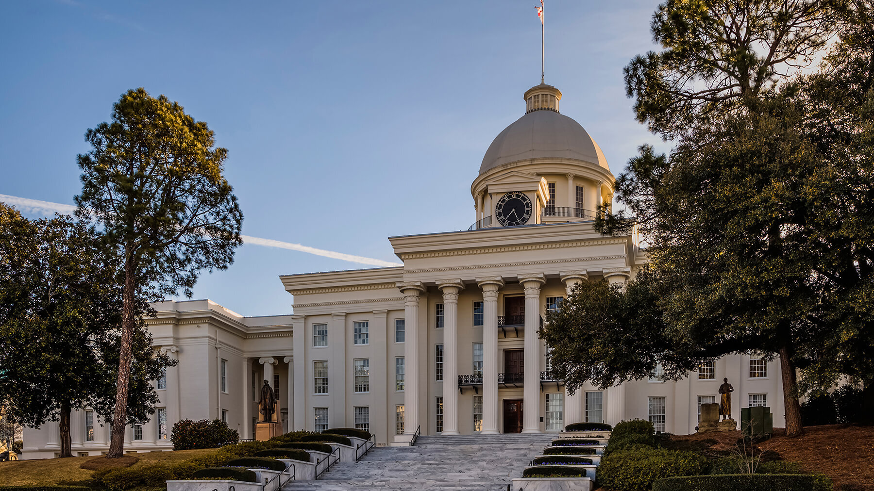 WEB_C4_AL Capitol_iStock-576754694