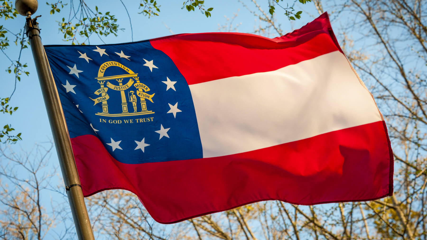 WEB_c4_Georgia-State-Flag_Alamy_DY2KGY